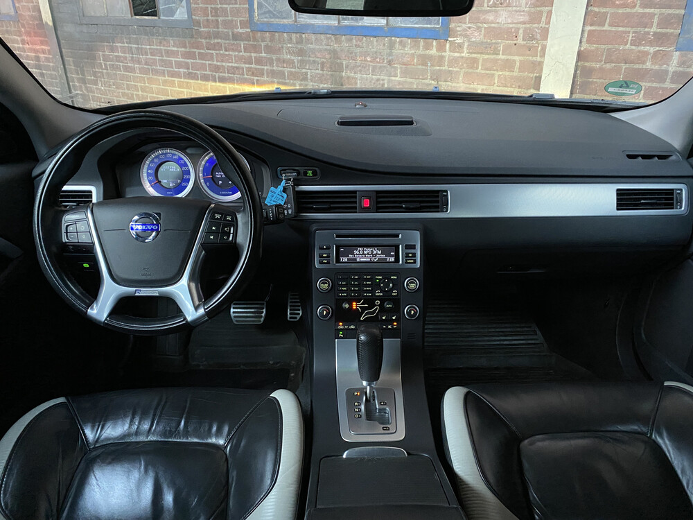 Volvo V70 R-Edition 203hp 2011 -Orig NL-, 62-PBB-1