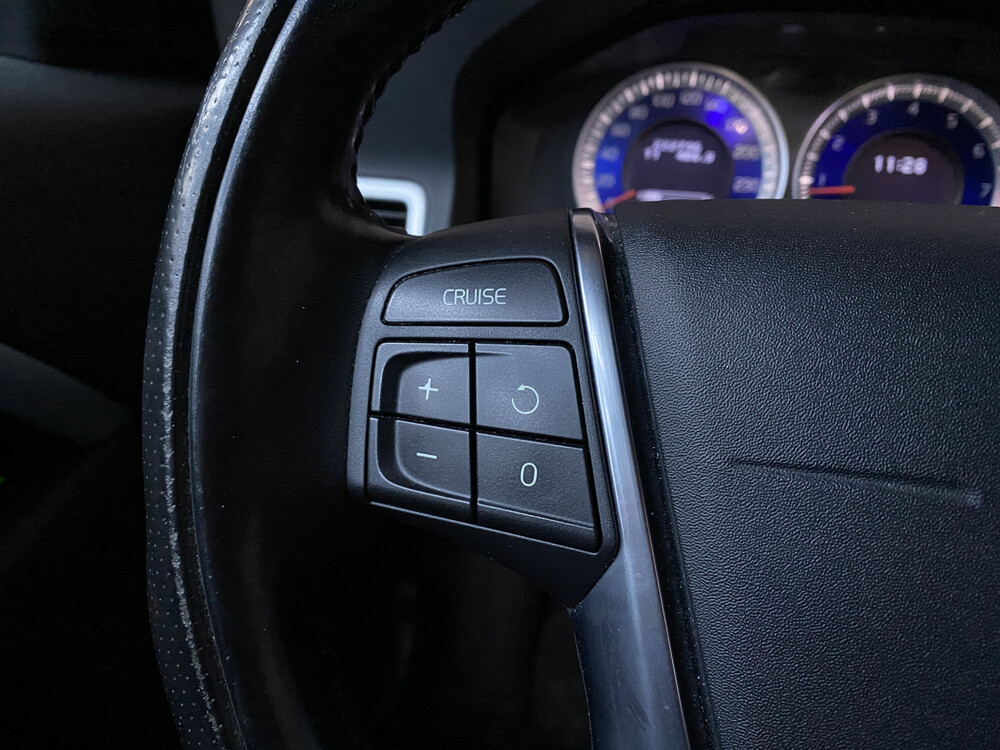 Volvo V70 R-Edition 203hp 2011 -Orig NL-, 62-PBB-1