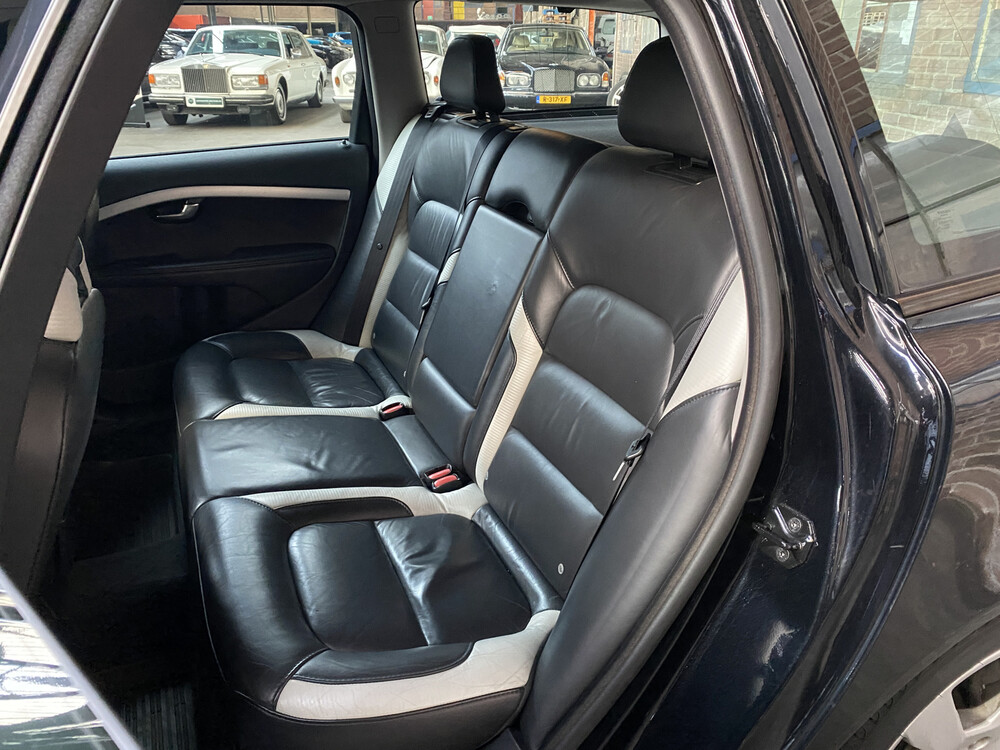 Volvo V70 R-Edition 203hp 2011 -Orig NL-, 62-PBB-1