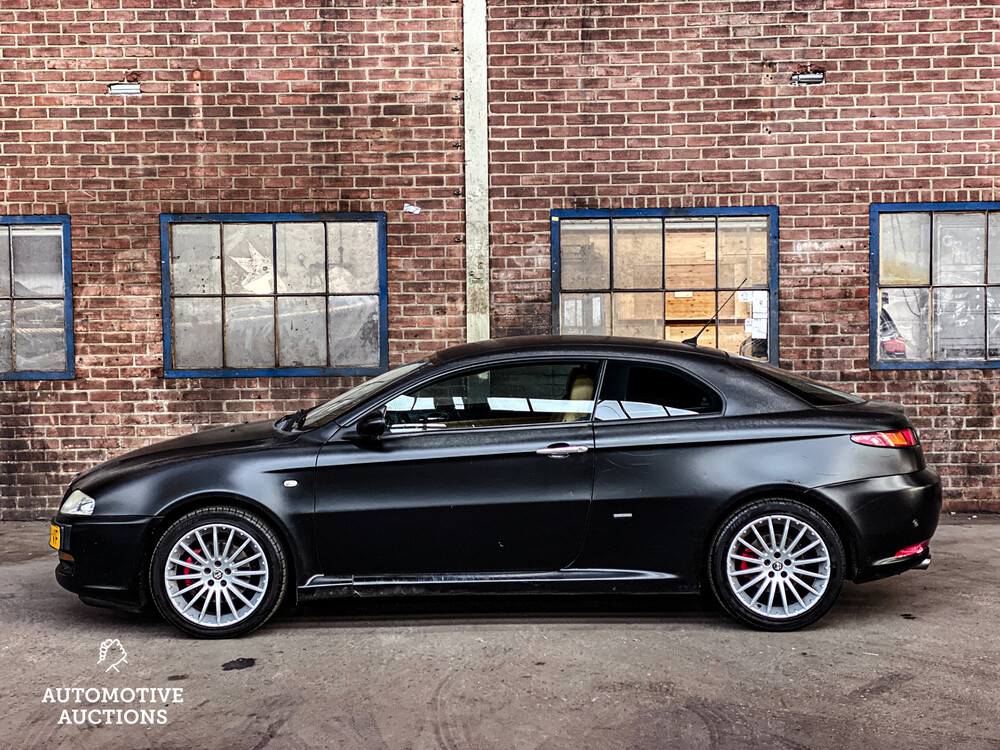 Alfa Romeo GT 2.0 JTS Disegno Bertone 166hp 2005 -Orig. NL-, 82-RK-VF