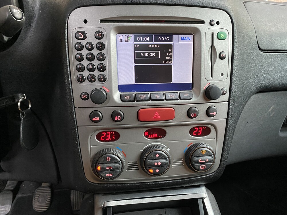 Alfa Romeo GT 2.0 JTS Disegno Bertone 166hp 2005 -Orig. NL-, 82-RK-VF