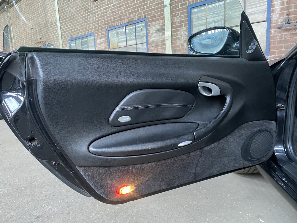 Porsche 911 996 Cabriolet Carrera 3.6 320hp 2003 -Youngtimer-