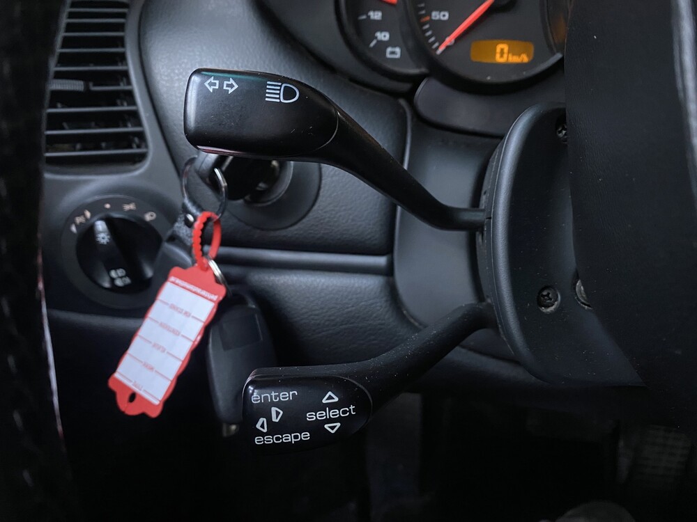 Porsche 911 996 Cabriolet Carrera 3.6 320hp 2003 -Youngtimer-