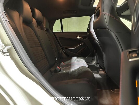 Mercedes-Benz CLA45 AMG 4Matic OrangeArt Edition 381pk 2015 CLA-klasse Shooting Brake, T-450-LK