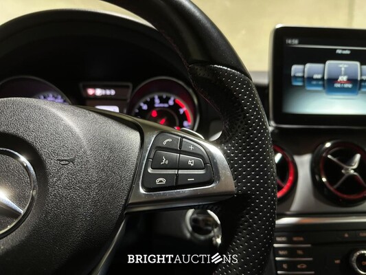 Mercedes-Benz CLA45 AMG 4Matic OrangeArt Edition 381pk 2015 CLA-klasse Shooting Brake, T-450-LK