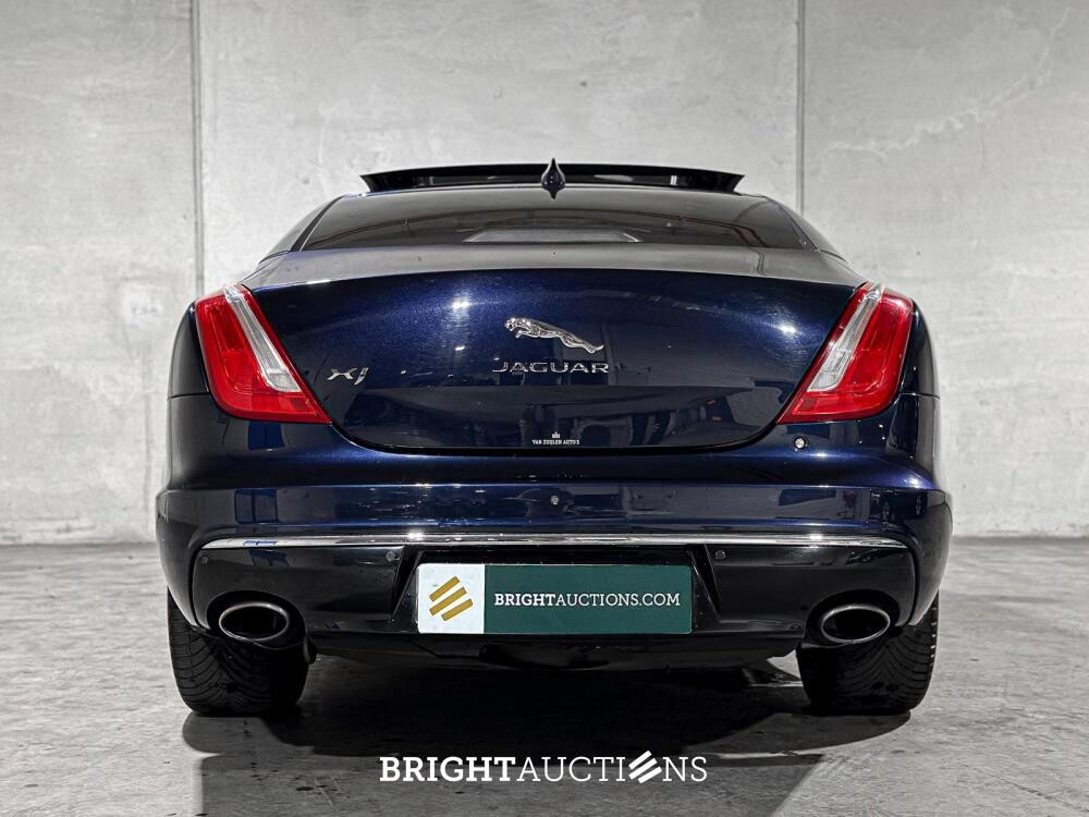 Jaguar XJ 3.0 D Premium Luxury 300hp 2016, RV-612-X