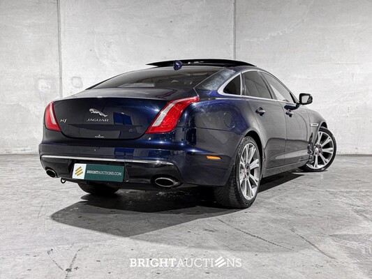 Jaguar XJ 3.0 D Premium Luxury 300hp 2016, RV-612-X
