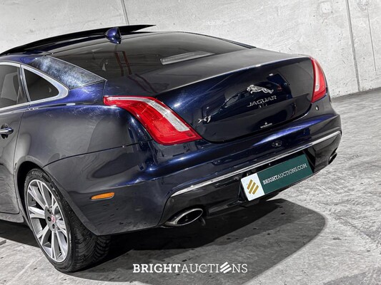Jaguar XJ 3.0 D Premium Luxury 300hp 2016, RV-612-X