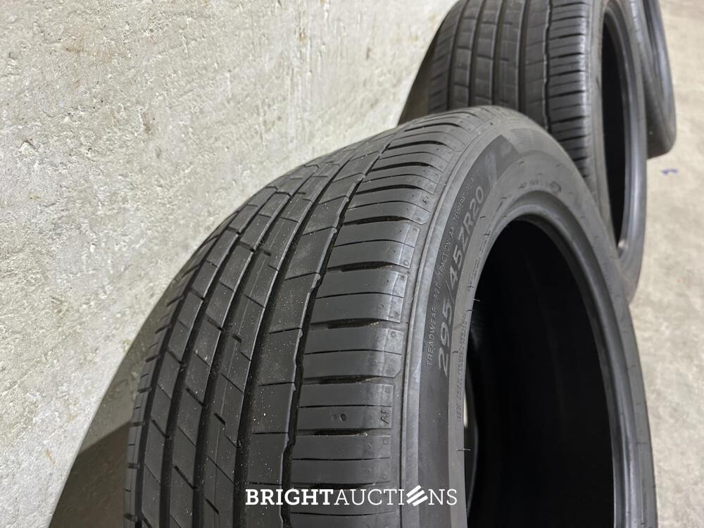 Jeep Grand Cherokee 6.4 V8 SRT8 468HP 2014, 2-ZBL-19