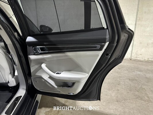 Porsche Panamera 4 E-Hybrid 2.9 V6 470hp 2023 Sport-Chrono