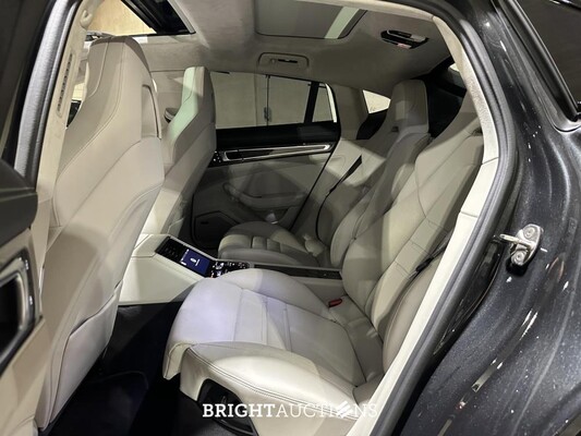 Porsche Panamera 4 E-Hybrid 2.9 V6 470hp 2023 Sport-Chrono