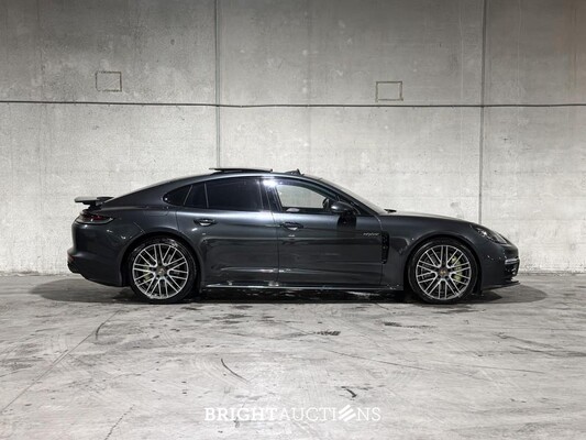 Porsche Panamera 4 E-Hybrid 2.9 V6 470hp 2023 Sport-Chrono