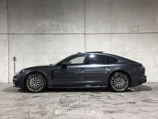 Porsche Panamera 4 E-Hybrid 2.9 V6 470hp 2023 Sport-Chrono