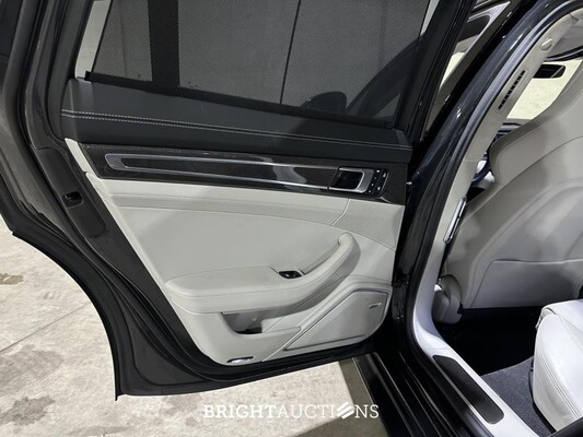 Porsche Panamera 4 E-Hybrid 2.9 V6 470hp 2023 Sport-Chrono