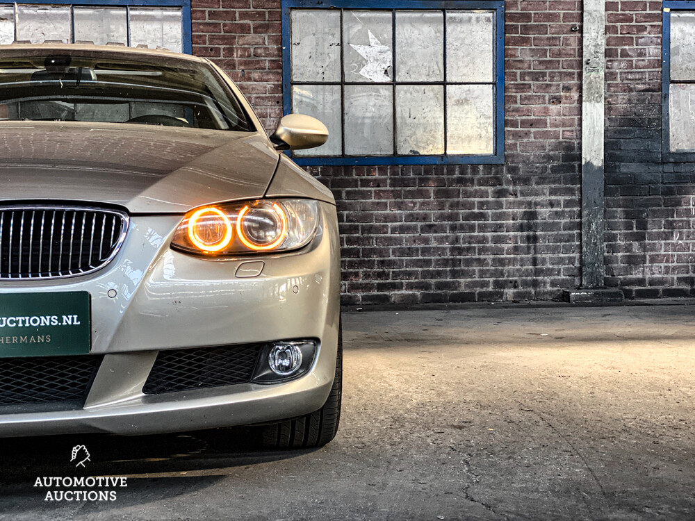 Chrysler Sebring 2.0i-16V LE 141hp 2002, 73-JG-KF