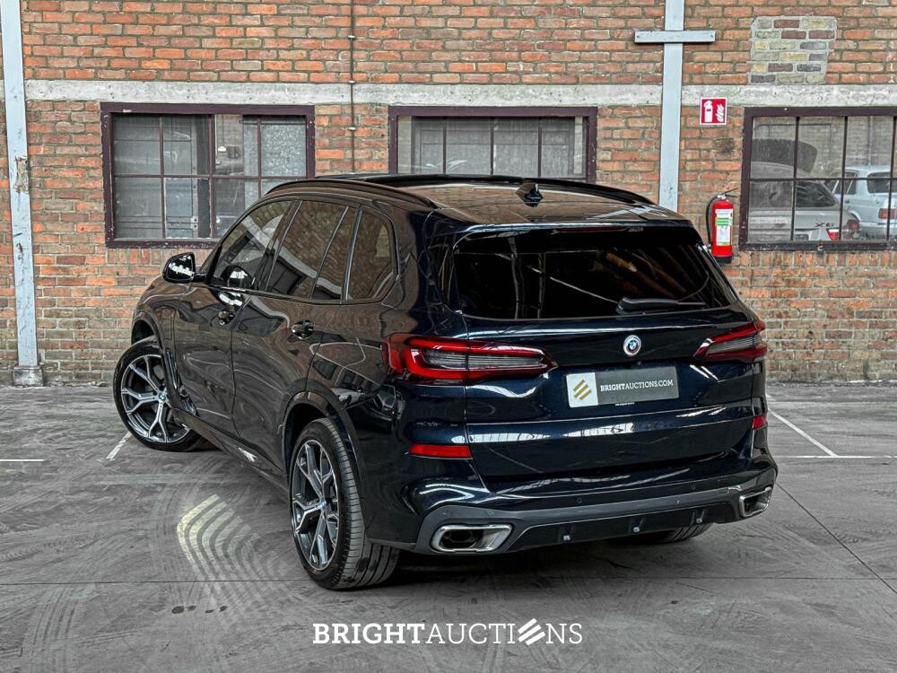 BMW X5 xDrive45e M-Sport 50 Jahre 6-cilinder 394pk 2023, X-243-GJ
