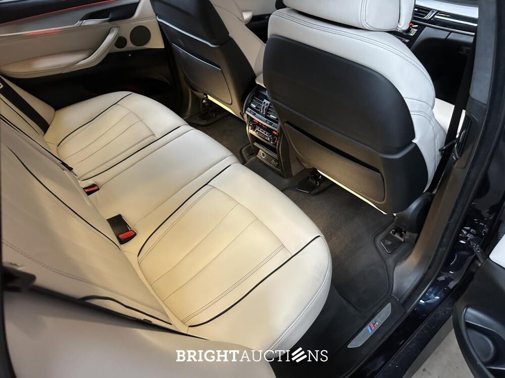 BMW X5 xDrive50i High Executive V8 449pk 2016 (Origineel-NL), KP-686-H