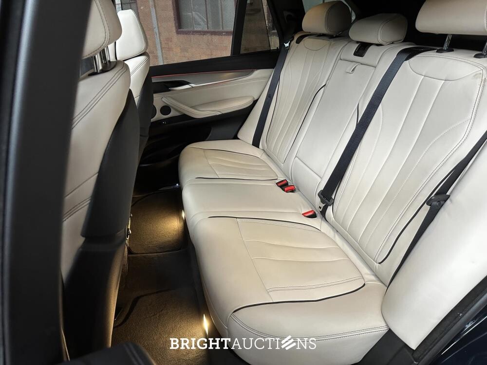 BMW X5 xDrive50i High Executive V8 449pk 2016 (Origineel-NL), KP-686-H