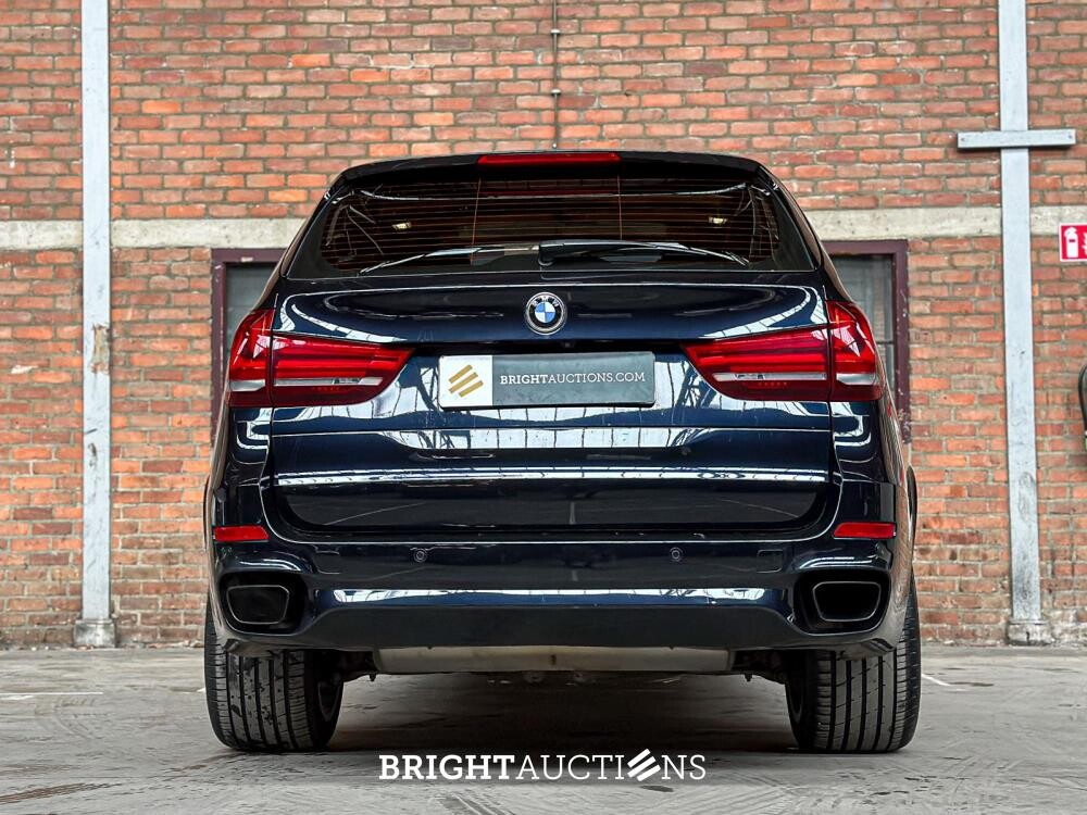 BMW X5 xDrive50i High Executive V8 449pk 2016 (Origineel-NL), KP-686-H