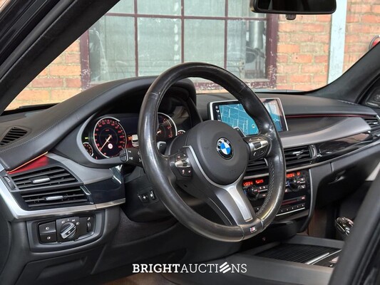 BMW X5 xDrive50i High Executive V8 449pk 2016 (Origineel-NL), KP-686-H