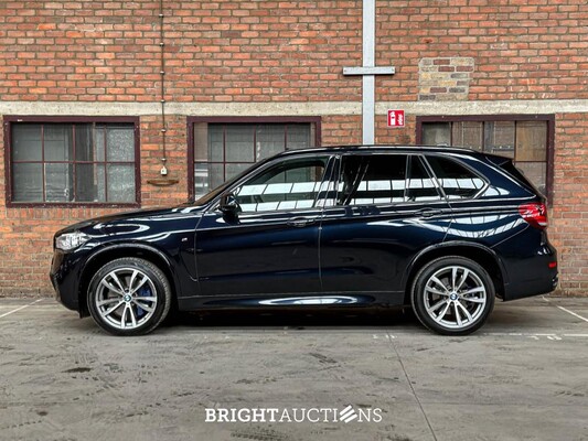 BMW X5 xDrive50i High Executive V8 449pk 2016 (Origineel-NL), KP-686-H