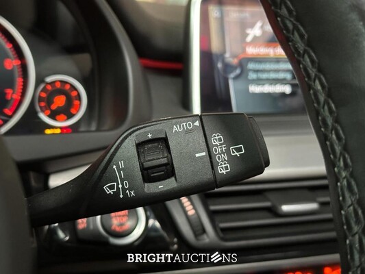 BMW X5 xDrive50i High Executive V8 449pk 2016 (Origineel-NL), KP-686-H