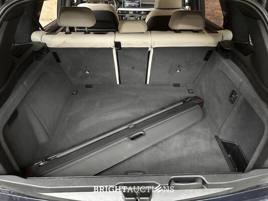 BMW X5 xDrive50i High Executive V8 449pk 2016 (Origineel-NL), KP-686-H