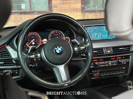 BMW X5 xDrive50i High Executive V8 449pk 2016 (Origineel-NL), KP-686-H
