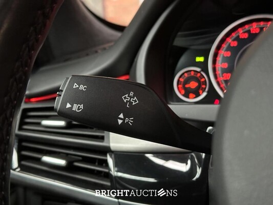 BMW X5 xDrive50i High Executive V8 449pk 2016 (Origineel-NL), KP-686-H