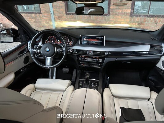 BMW X5 xDrive50i High Executive V8 449pk 2016 (Origineel-NL), KP-686-H