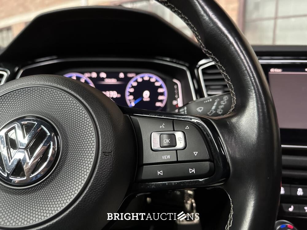 Volkswagen T-Roc R 2.0 TSI 4Motion -AKRAPOVIC- 300hp 2020
