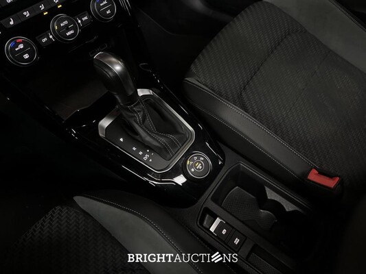 Volkswagen T-Roc R 2.0 TSI 4Motion -AKRAPOVIC- 300hp 2020