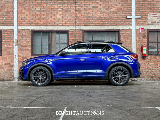 Volkswagen T-Roc R 2.0 TSI 4Motion -AKRAPOVIC- 300hp 2020