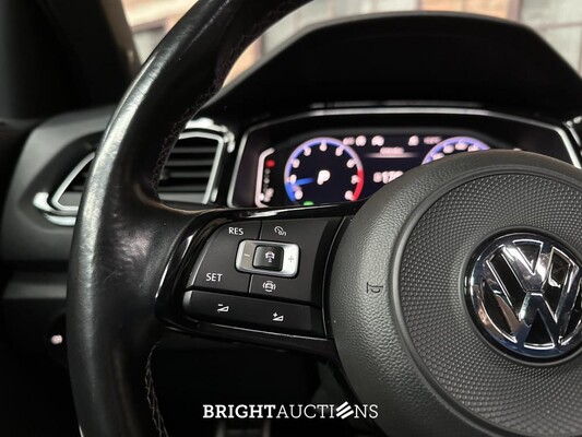 Volkswagen T-Roc R 2.0 TSI 4Motion -AKRAPOVIC- 300hp 2020