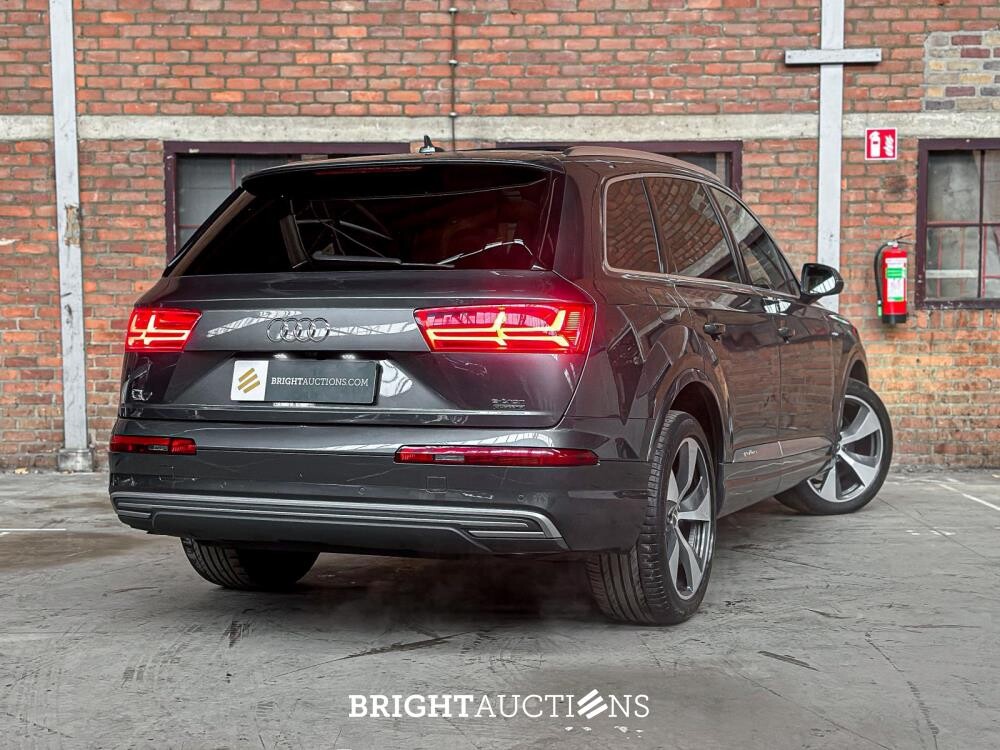 Audi Q7 3.0 TDI V6 e-tron Quattro Sport 373hp 2016 S-Line (Original-NL), KT-961-N