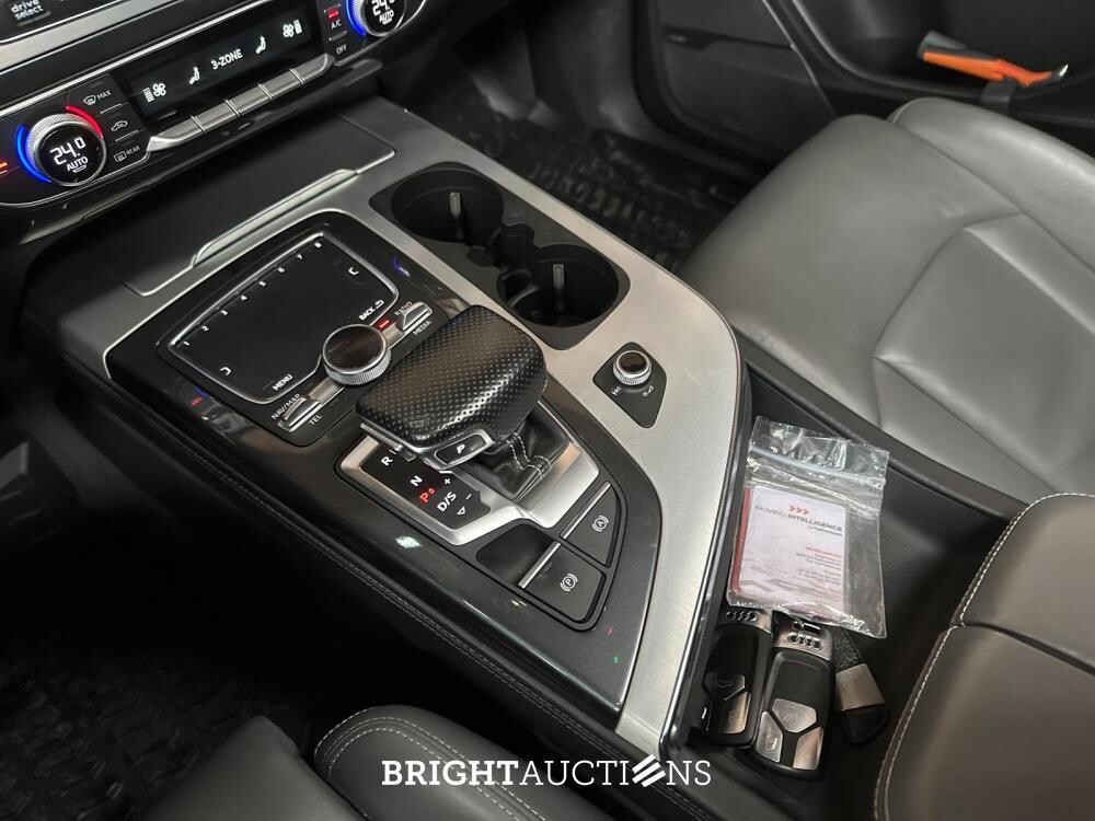 Audi Q7 3.0 TDI V6 e-tron Quattro Sport 373hp 2016 S-Line (Original-NL), KT-961-N