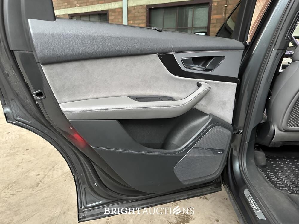 Audi Q7 3.0 TDI V6 e-tron Quattro Sport 373hp 2016 S-Line (Original-NL), KT-961-N