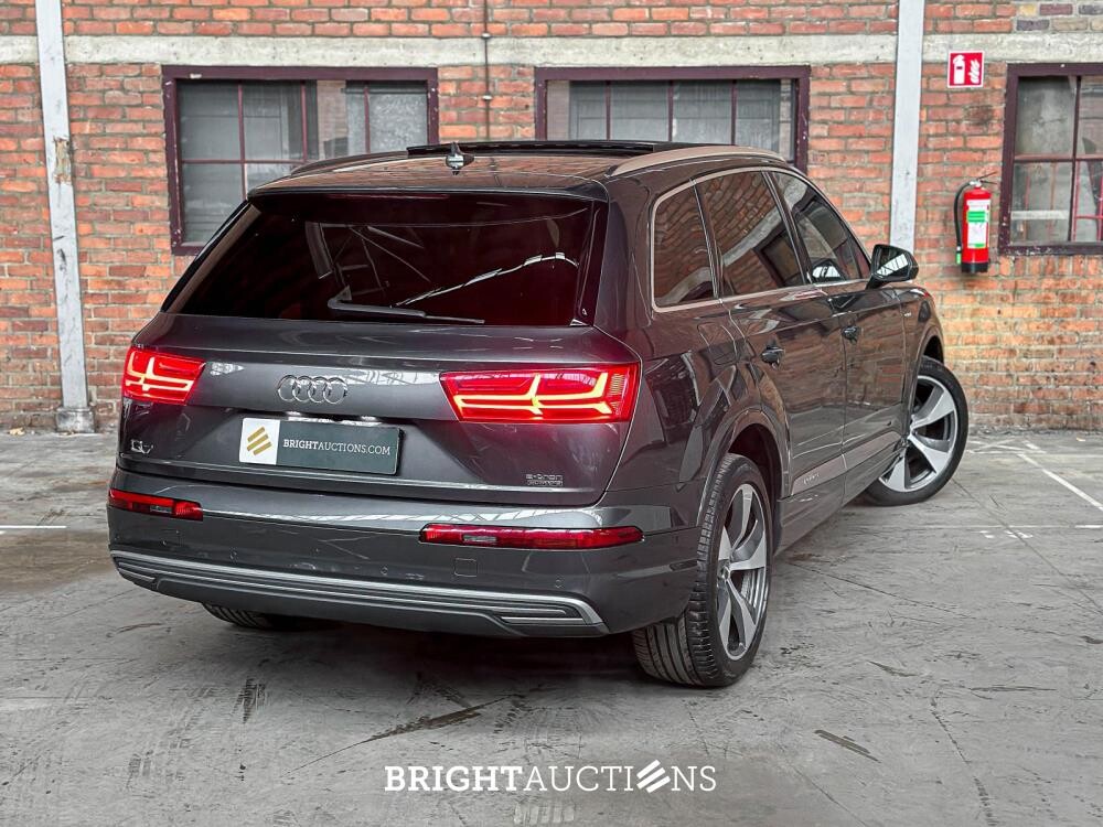 Audi Q7 3.0 TDI V6 e-tron Quattro Sport 373hp 2016 S-Line (Original-NL), KT-961-N