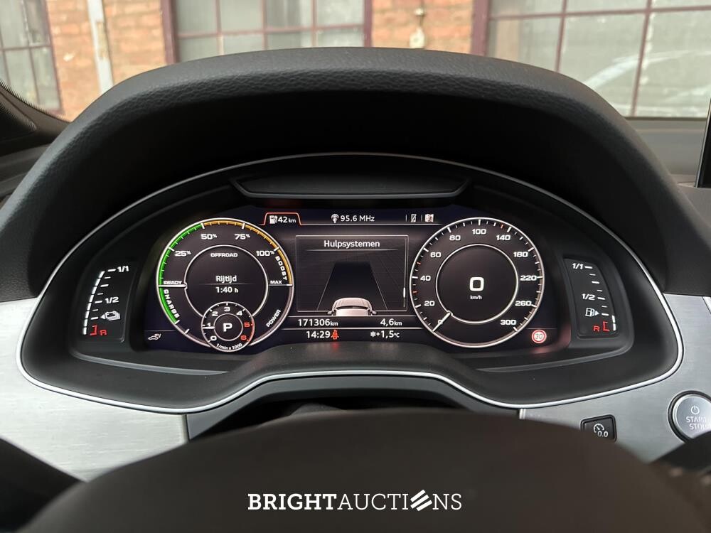 Audi Q7 3.0 TDI V6 e-tron Quattro Sport 373hp 2016 S-Line (Original-NL), KT-961-N