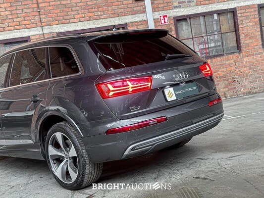 Audi Q7 3.0 TDI V6 e-tron Quattro Sport 373hp 2016 S-Line (Original-NL), KT-961-N