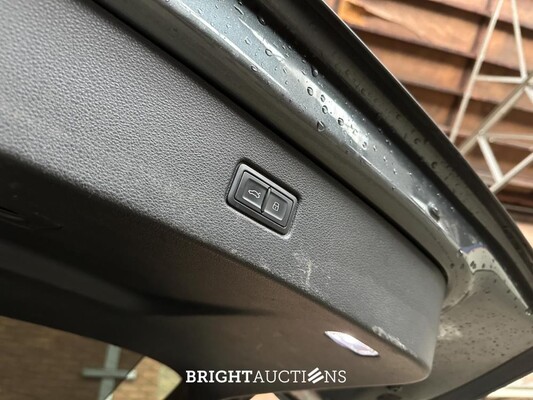 Audi Q7 3.0 TDI V6 e-tron Quattro Sport 373hp 2016 S-Line (Original-NL), KT-961-N