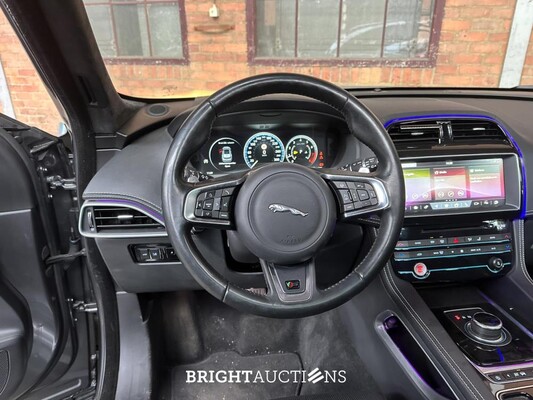 Jaguar F-PACE 3.0 V6 Supercharged S AWD 35t 381hp 2018, L-542-RG