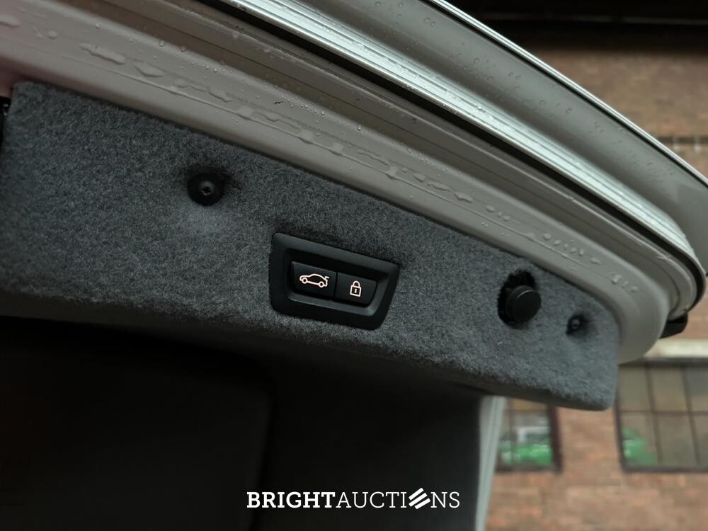 BMW ActiveHybrid7 F04 4.4 V8 465hp 2011 F04 Youngtimer