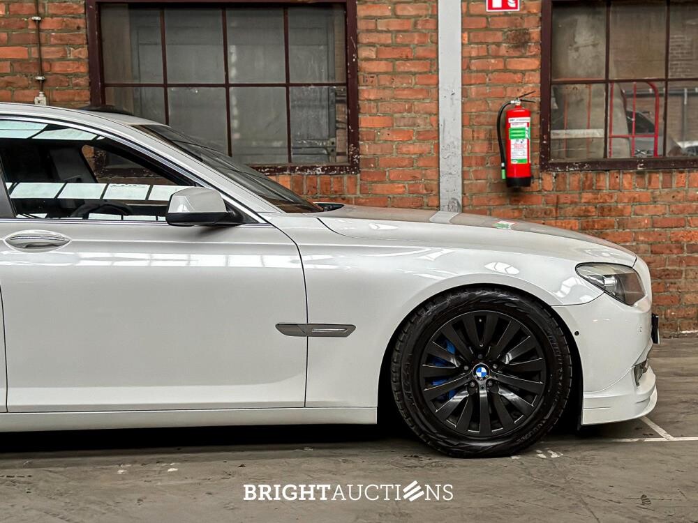 BMW ActiveHybrid7 F04 4.4 V8 465hp 2011 F04 Youngtimer