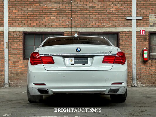 BMW ActiveHybrid7 F04 4.4 V8 465hp 2011 F04 Youngtimer