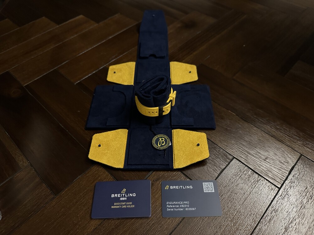 Breitling Endurance Pro 44m