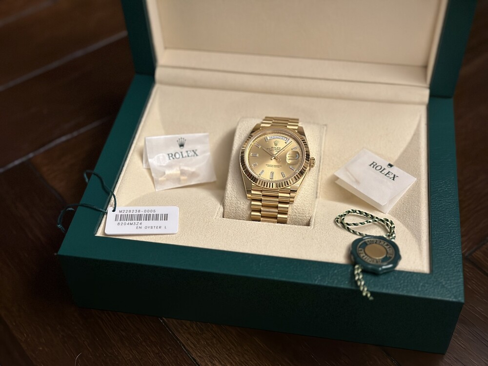 Rolex Day-Date 40 Oyster Perpetual Baguette 2022