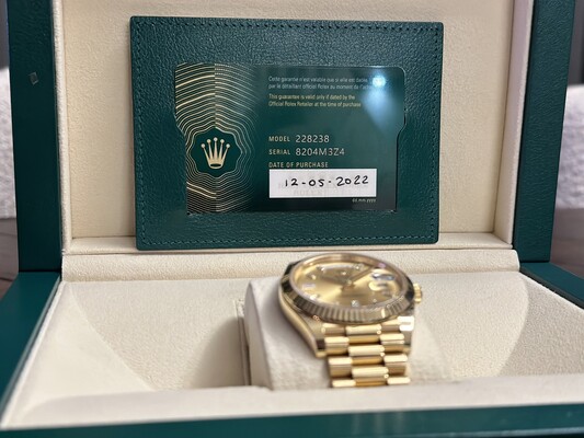 Rolex Day-Date 40 Oyster Perpetual Baguette 2022