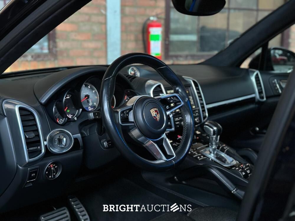 Porsche Cayenne 3.6 S 420hp 2014, K-204-BH