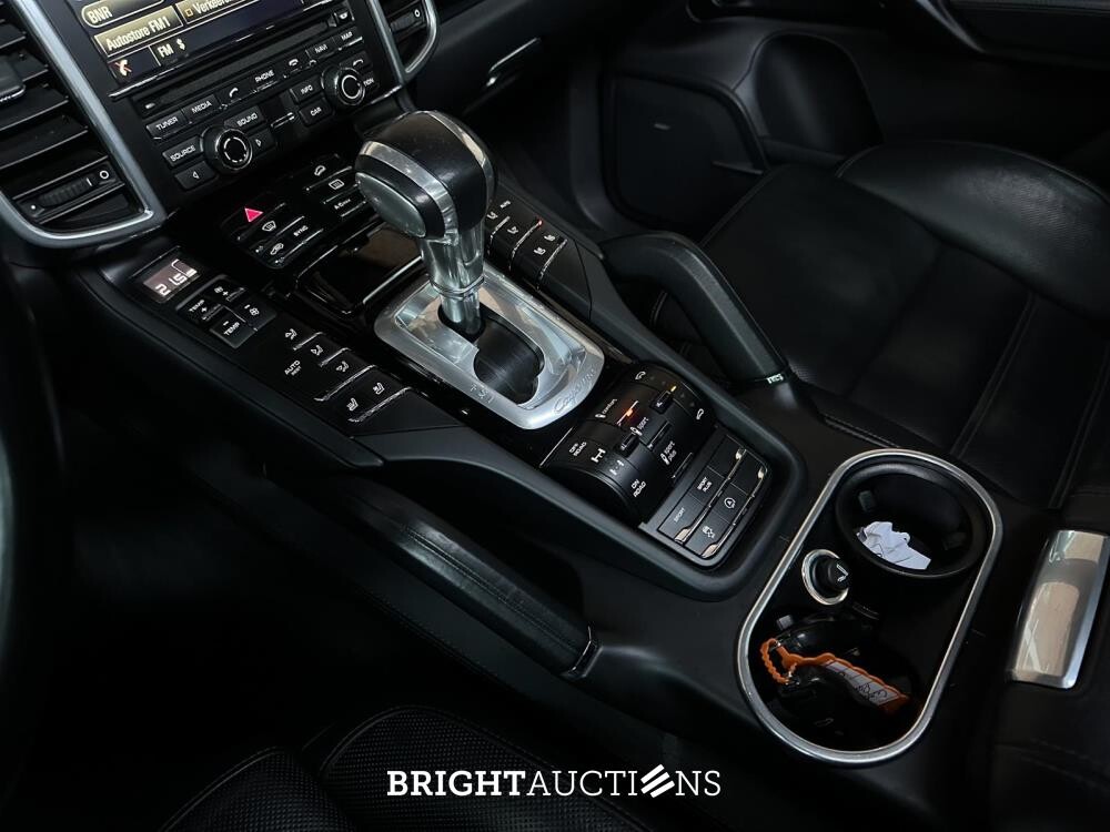 Porsche Cayenne 3.6 S 420hp 2014, K-204-BH